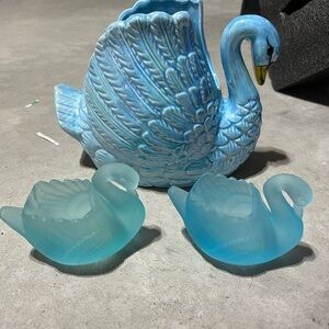 Blue Swan Figurine Set